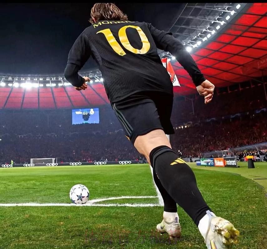 阿斯:皇马将维尔茨视为魔笛接班人 正低调尝试签约 阿斯:皇马将维尔茨视为魔笛接班人 正低调尝试签约